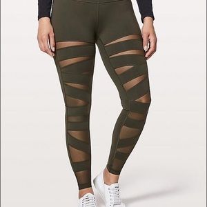 RARE DISCONTINUED MESH LULULEMON LEGGINGS